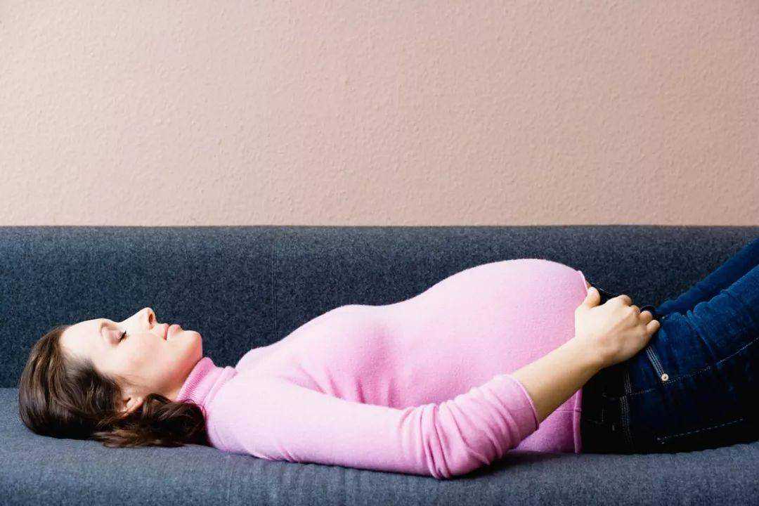 怀孕初期小肚子隐隐作痛的因是什么？